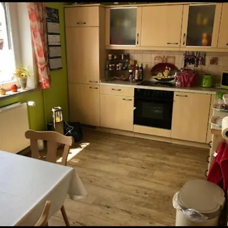 Zur Geigenbachtalsperre *